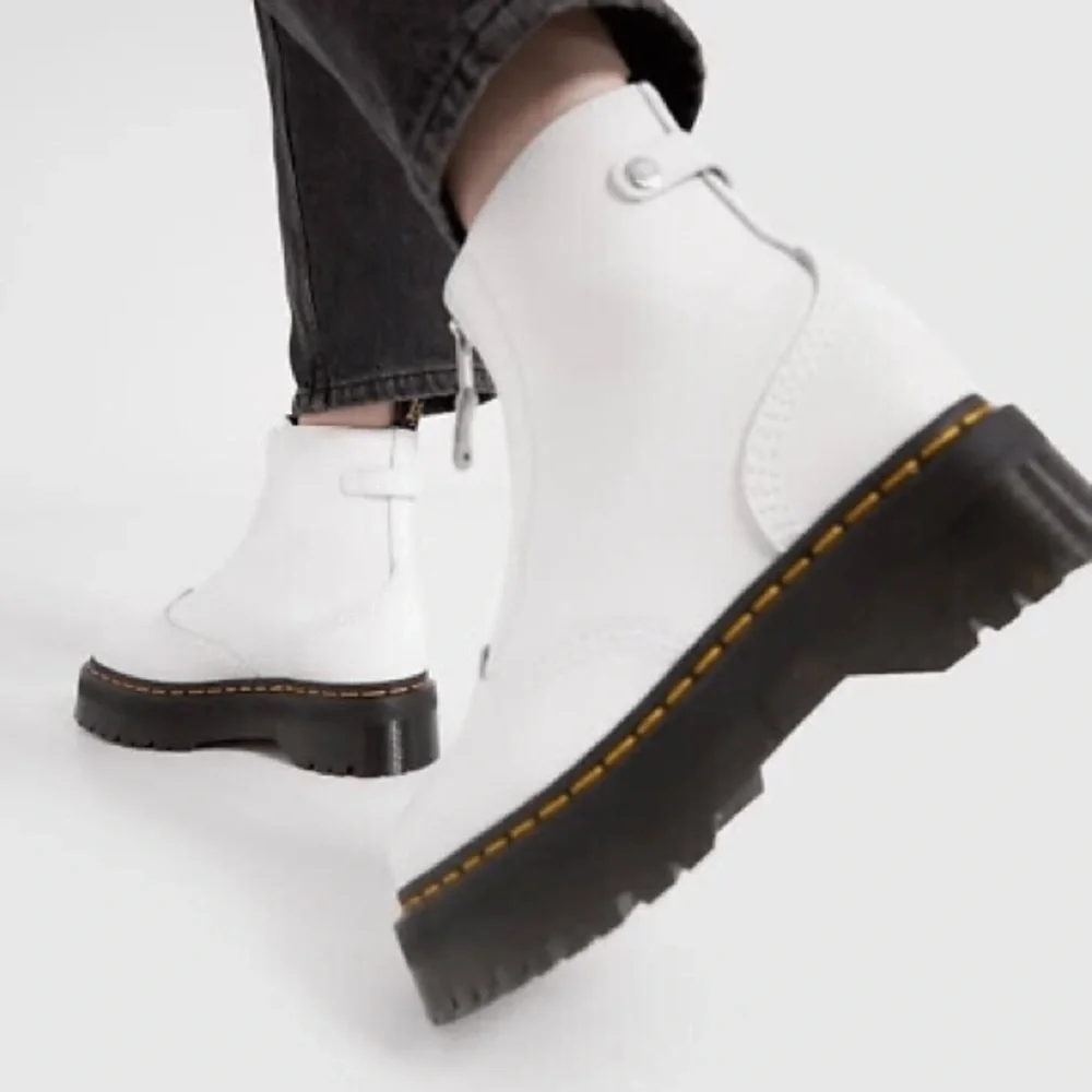 DR MARTENS Leather Jetta Booties
